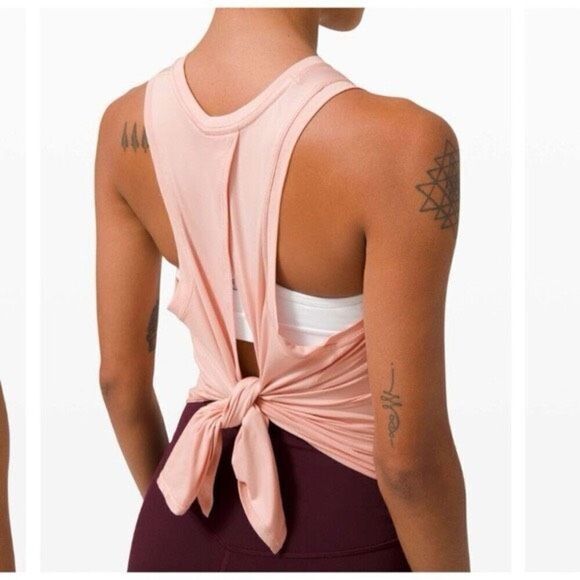 ✨Lululemon All Tied Up Sz Small Blush Tank✨ - Picture 2 of 6